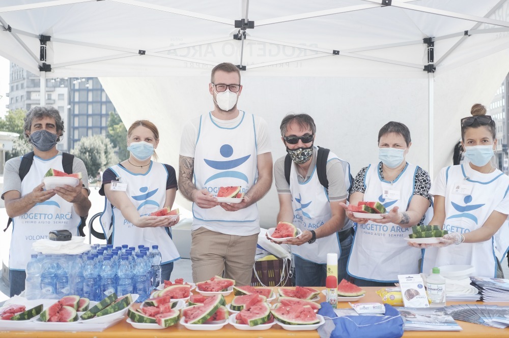 L’agosto di Progetto Arca: unità di strada e acqua fresca contro l’afa